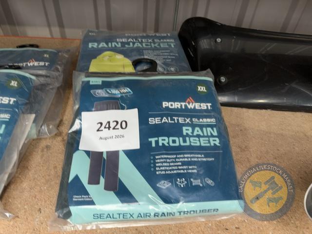 XXL jacket & waterproof trousers