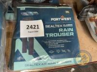 2 pairs of waterproof trousers XXL - 2
