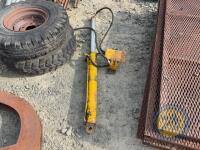 Hydraulic ram - 2