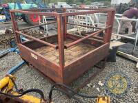 WHAM round bale feeder