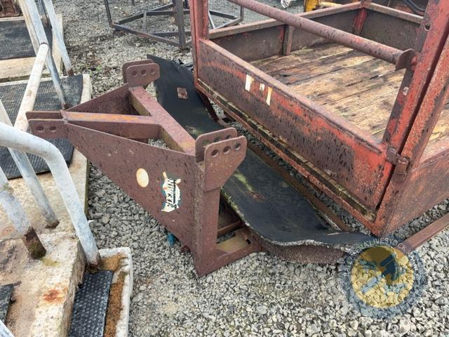 Yard scraper