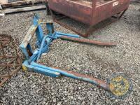 Fleming bale lifter - 2