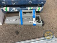 CAT scanner needs batteries - 3