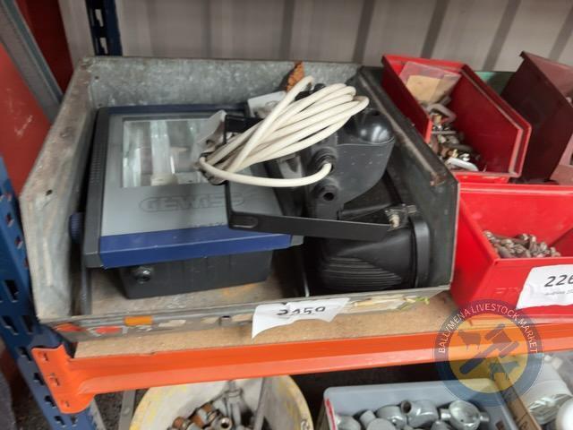 Box lot lights
