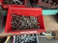 4x tray bolts