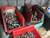 4x tray bolts - 4