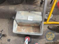Galvanised water drinker - 2