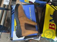 Size 8 big man boots - 2