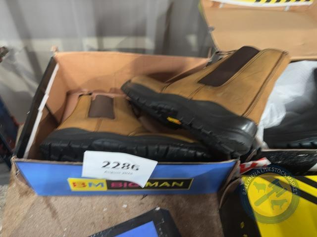 Size 10 big man boots
