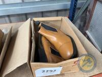 Size 5 brown boots