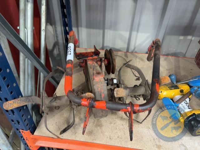Bundle of garden tools