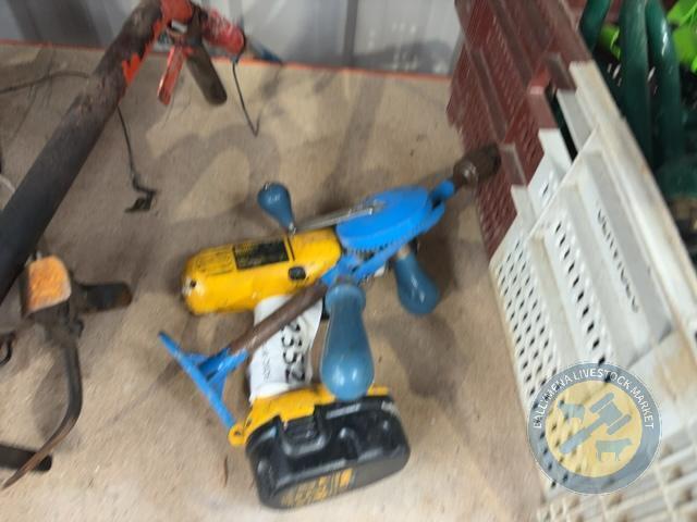 DeWalt battery drill & hand drill