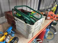 Box with folding garden hose reel - 3