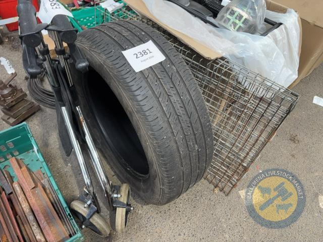 255-60 R18 tyre