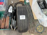 255-60 R18 tyre - 2