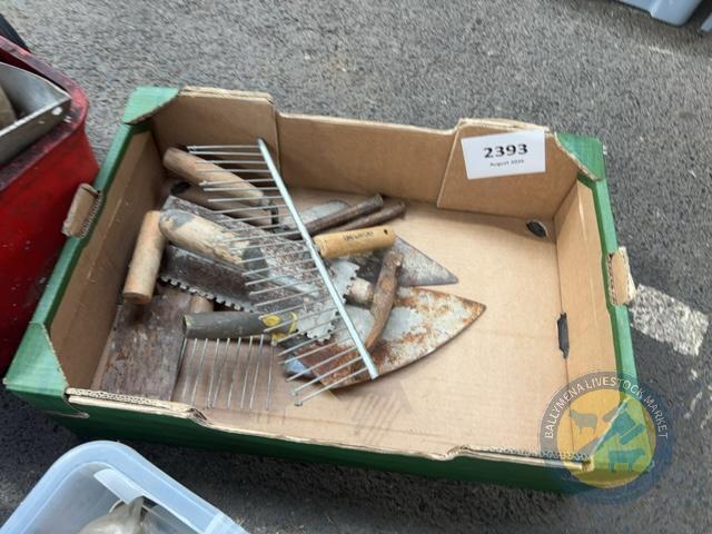 box lot of trowels