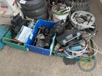 2x boxes renault clio parts
