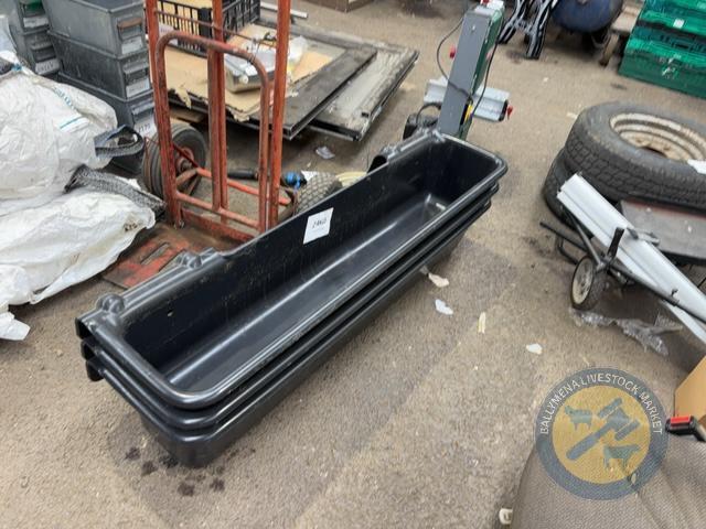 3x hand on troughs