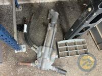 hydraulic ram - 2