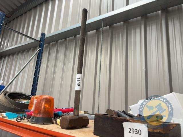 sledge hammer