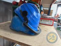 2 hard hats - 2
