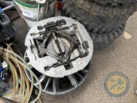 IX35 rim & tool kit - 2