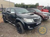 Toyota Hilux Invincible 2015