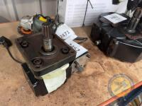 Hydraulic pump & broken pump - 2