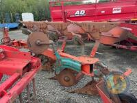4 furrow kverneland reversible plough - 4