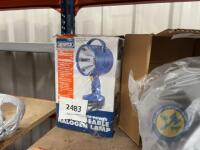 Draper rechargable lamp