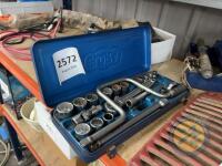 Elora socket set