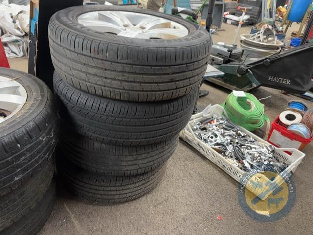 4x 17 inch alloy wheels