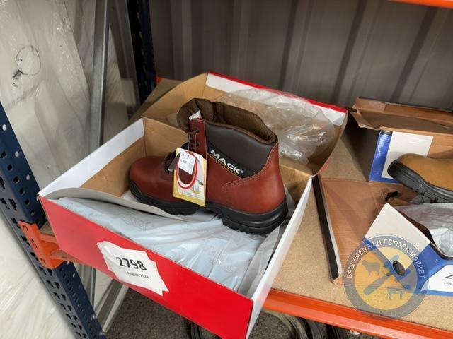 Size 7 steel toe cap lace boots