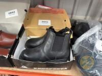 Size 9 non steel toe cap boots