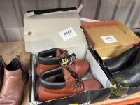 Size 10 steel toe cap boots