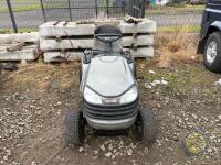 Craftsman ride on tractor - 2