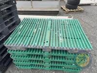 16 large plastic pallets - 2