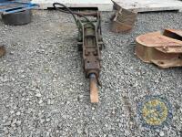 Montyberg rock hammer to suit 5 tonne digger - 2