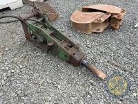 Montyberg rock hammer to suit 5 tonne digger - 3