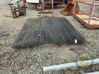 10 fence panels