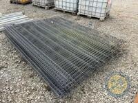 10 fence panels - 3