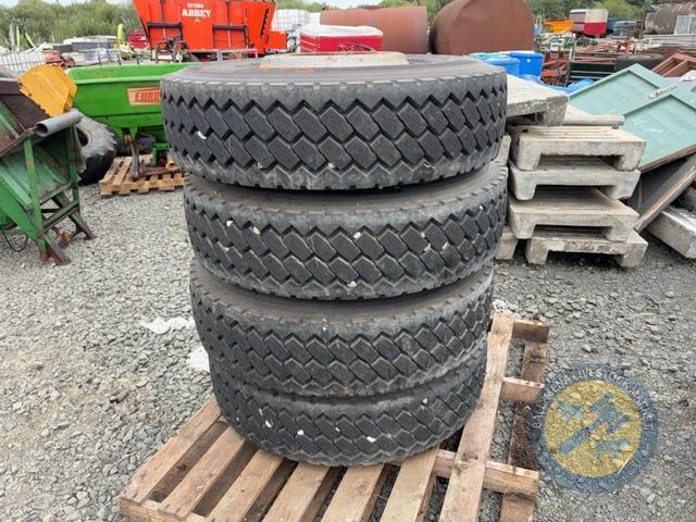 4x lorry drive axle tyres & rims 295/80/R22.5