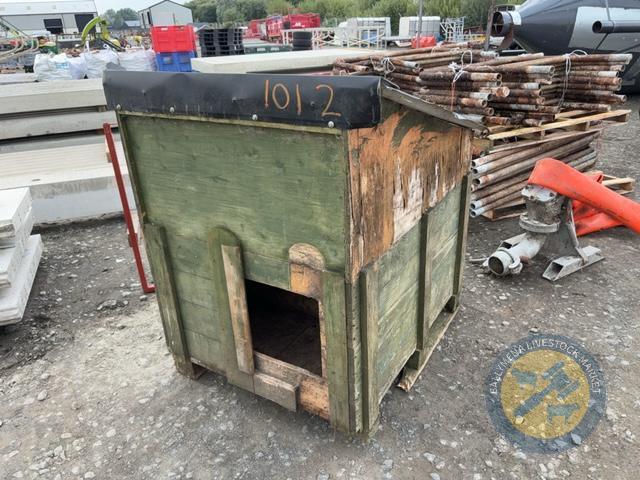 Wooden hen nesting box