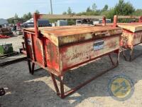 Portequip calf creep feeder with fixed bar - 4