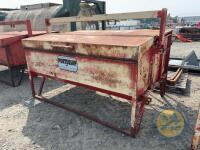 Portequip calf creep feeder with fixed bar - 5