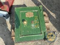 Safe lockable & fireproof 1862 & keys - 2