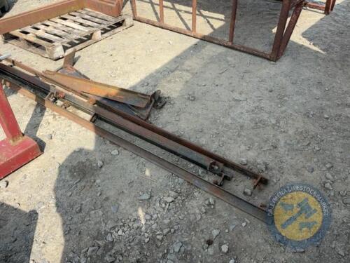 Land roller scraper bars