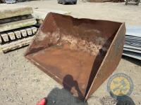 JCB bucket & toes - 2