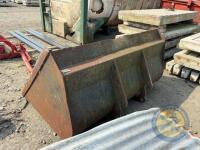 JCB bucket & toes - 4