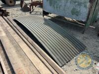 Bundle of round roof corrugated tin & bundle of green off 30ft roof - 3